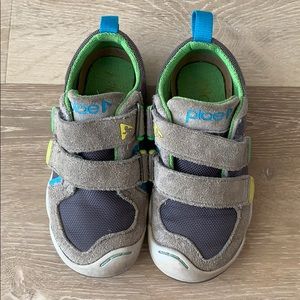 Plae TY shoes in Steel